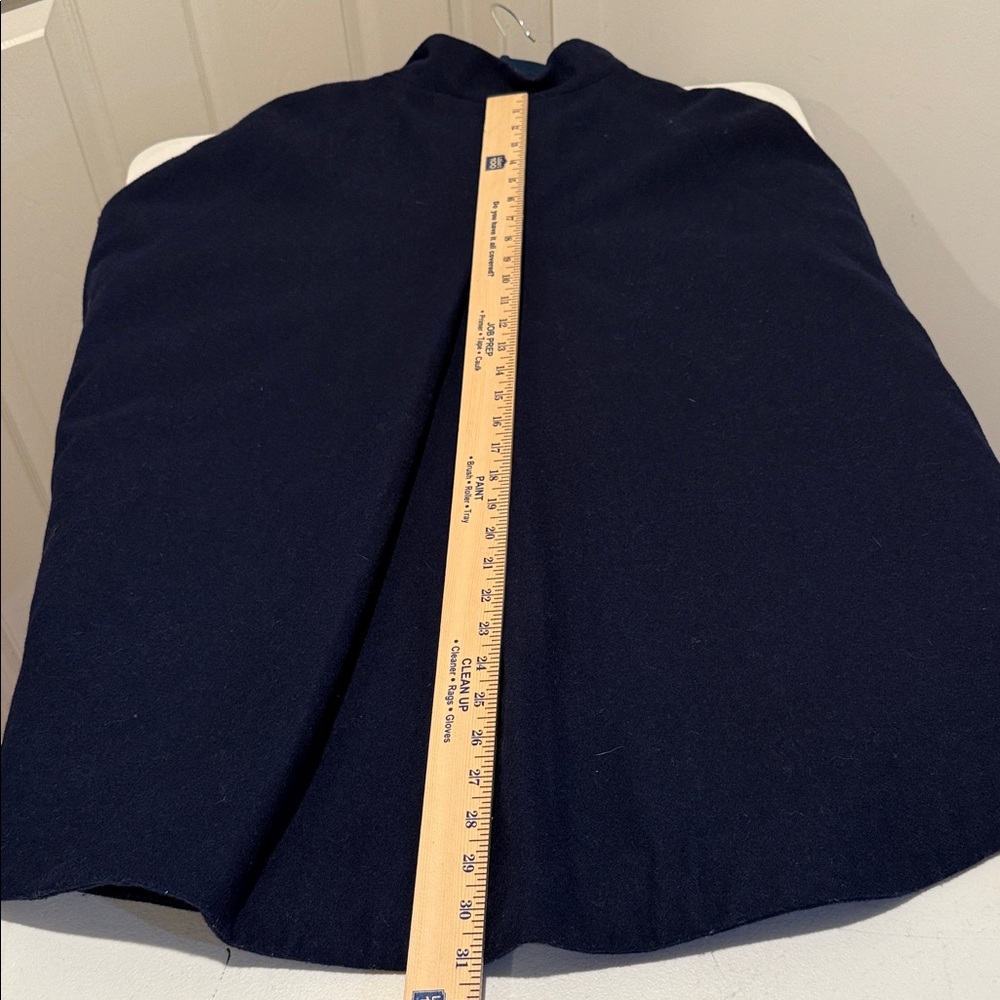 Wool Blend Navy Blue Cape with Zipper and Pockets Autumn Ready Preppy Warm Large - Picture 11 of 11